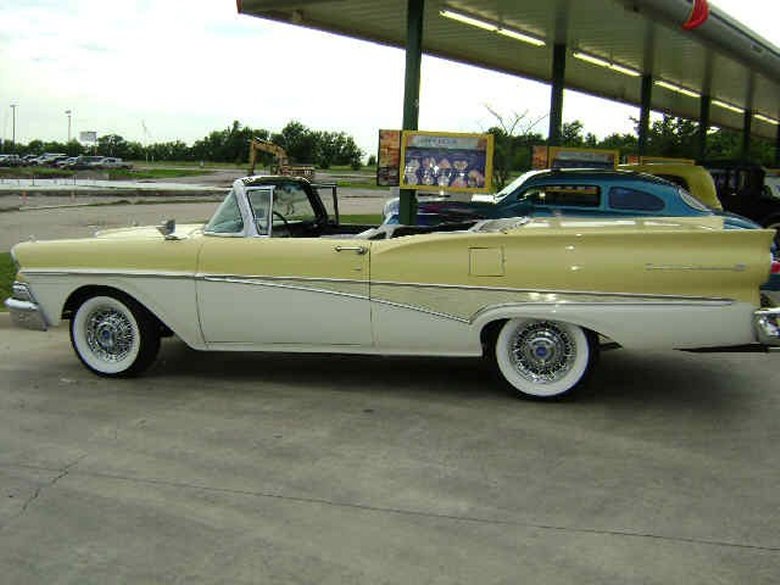 1958 Ford Convertible 